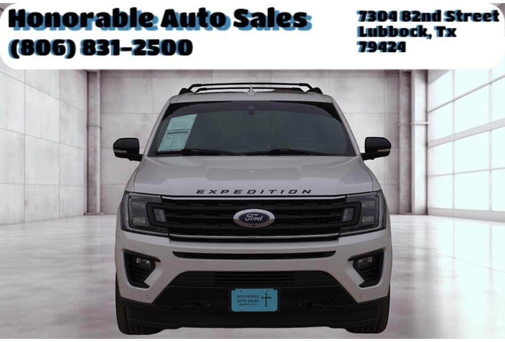 2019 Ford Expedition Limited's photo