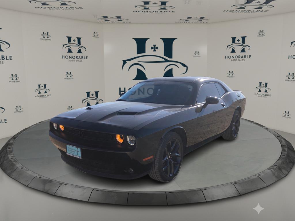 2019 Dodge Challenger SXT's photo