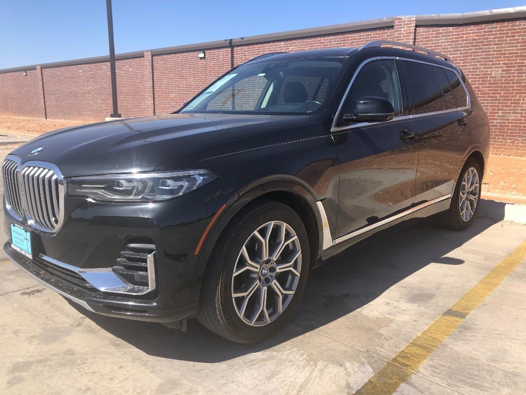 2019 BMW X7 xDrive40i's photo